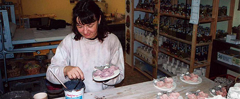 Carola Müller bei der Arbeit